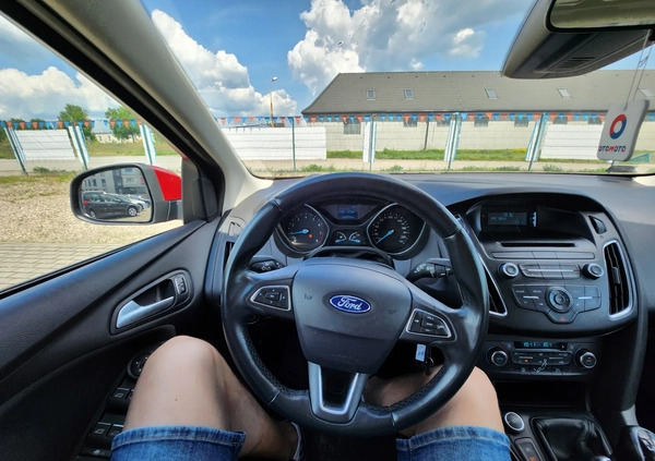 Ford Focus cena 36900 przebieg: 117900, rok produkcji 2016 z Piła małe 466